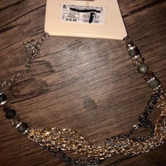 Fashion Necklace - Picture 2 of 4